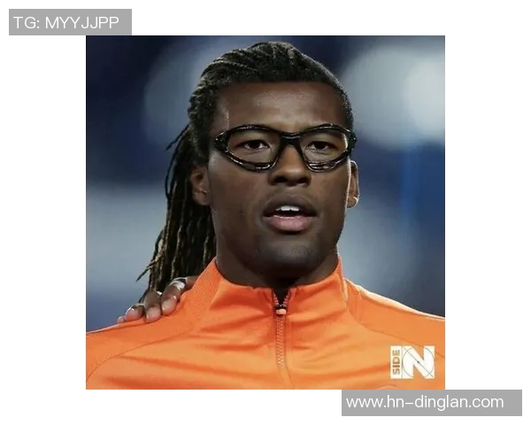 鹿特丹足球明星是谁揭秘精彩视频带你了解他的传奇故事